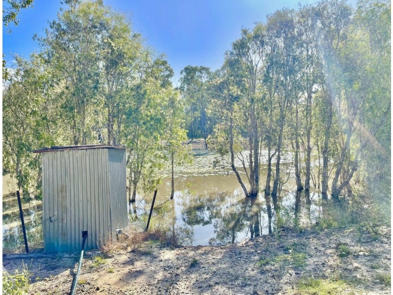 196 Bells Road, Rodds Bay QLD 4678