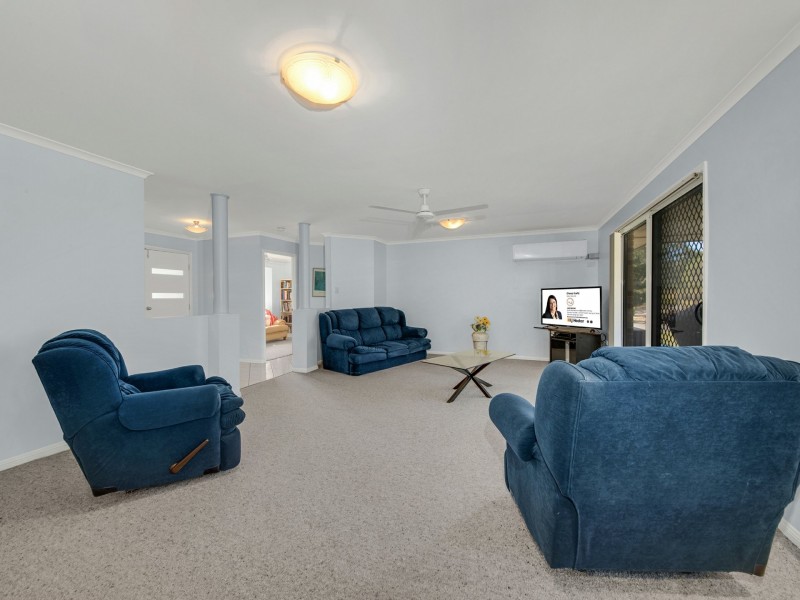 81 Bukkan Road, Glen Eden QLD 4680