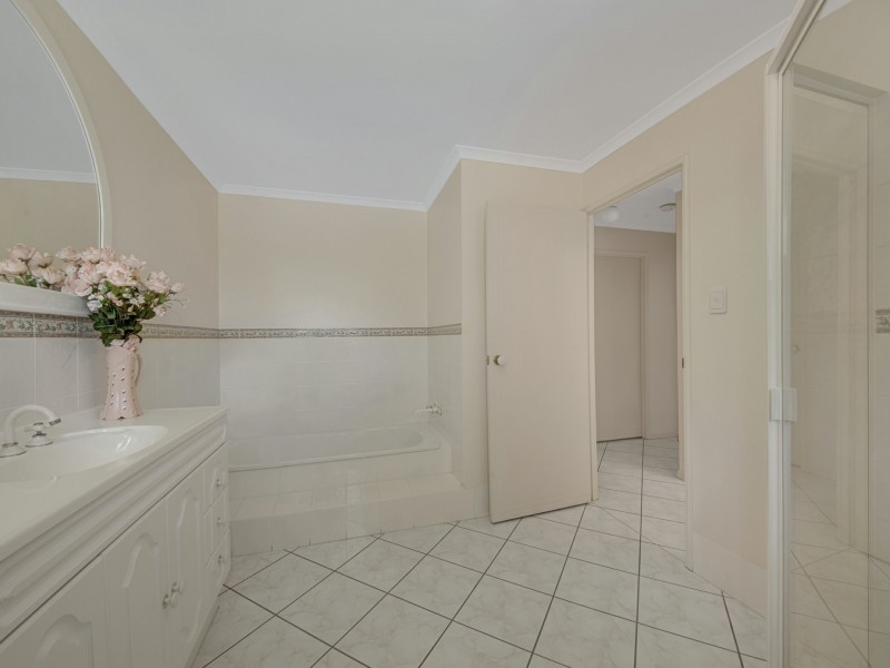 83 Bukkan Road, Glen Eden QLD 4680