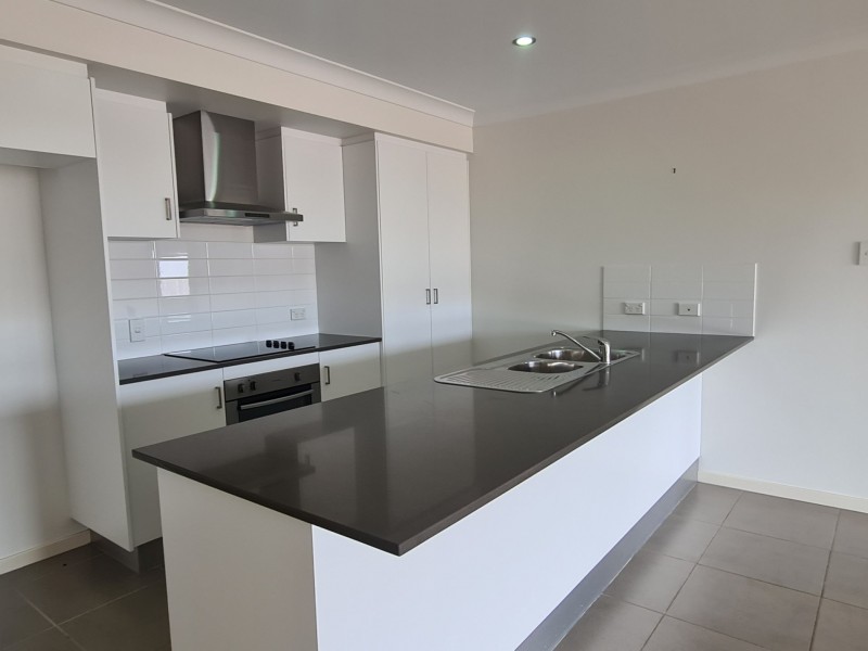 13 Jardine Crescent, Boyne Island QLD 4680