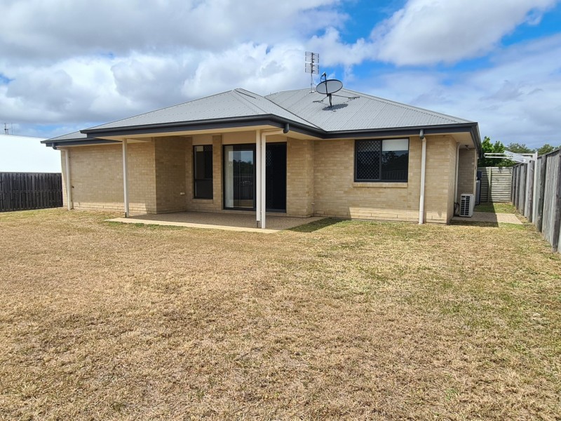 13 Jardine Crescent, Boyne Island QLD 4680