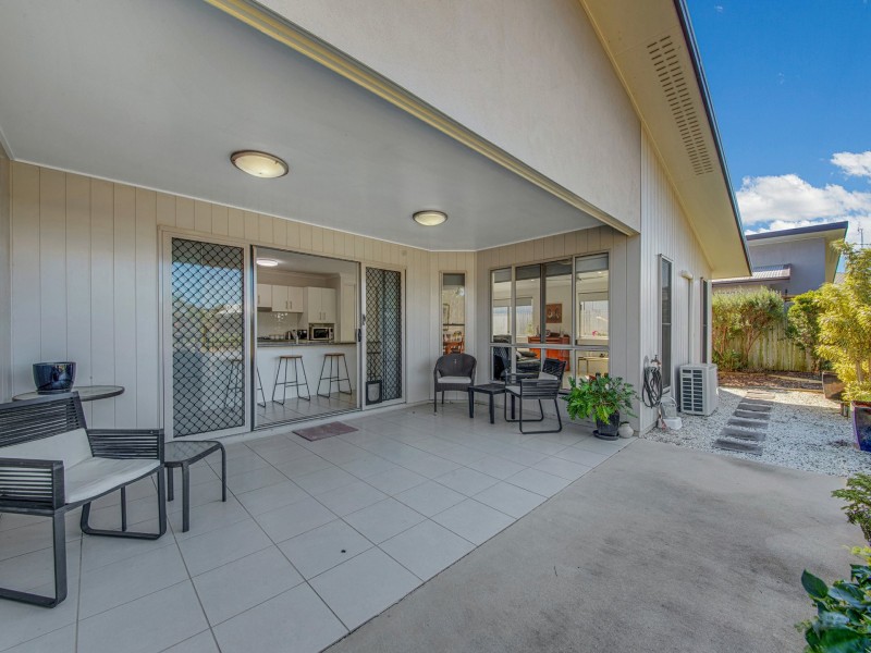 2/67 Bauhinia Street, Boyne Island QLD 4680