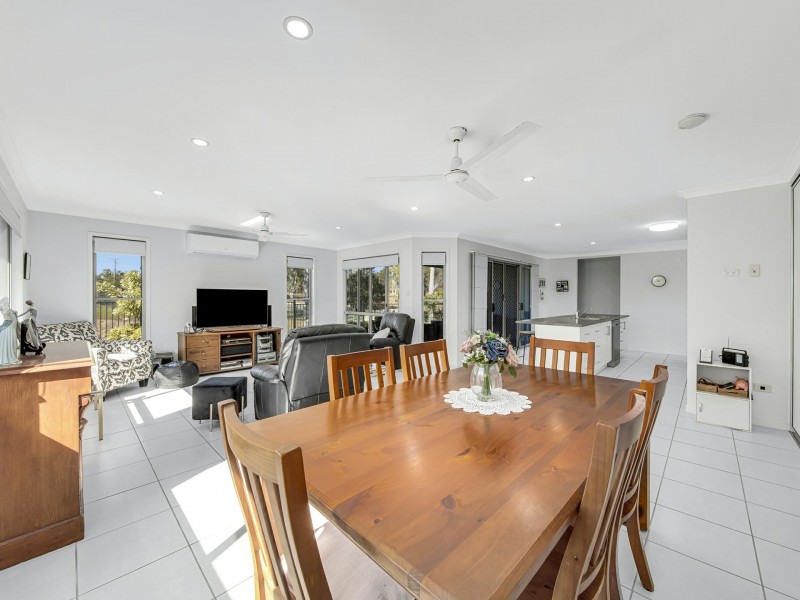 2/67 Bauhinia Street, Boyne Island QLD 4680