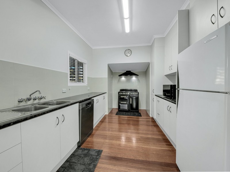17 Neptune Street, Tannum Sands QLD 4680