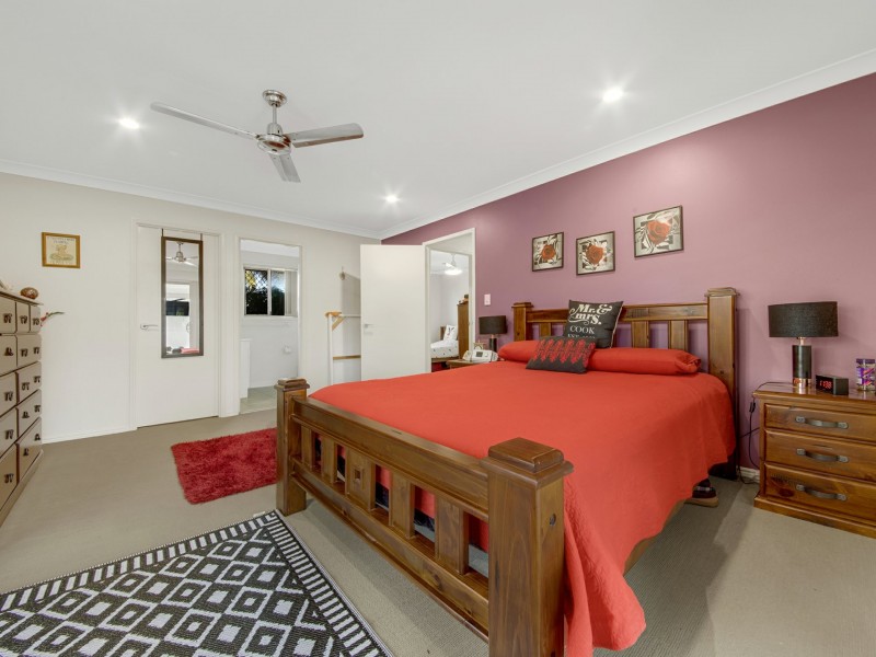 4 Douglas Street, Tannum Sands QLD 4680