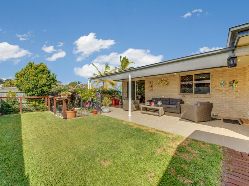 4 Douglas Street, Tannum Sands QLD 4680
