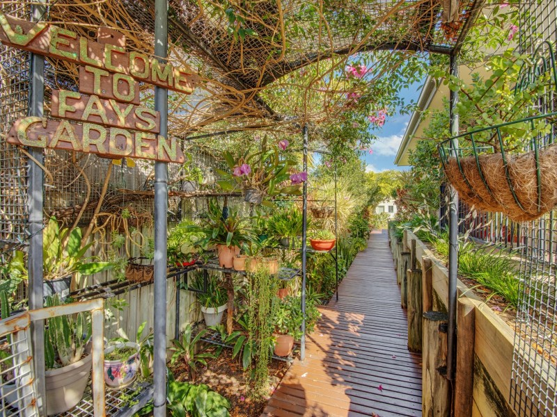 4 Douglas Street, Tannum Sands QLD 4680