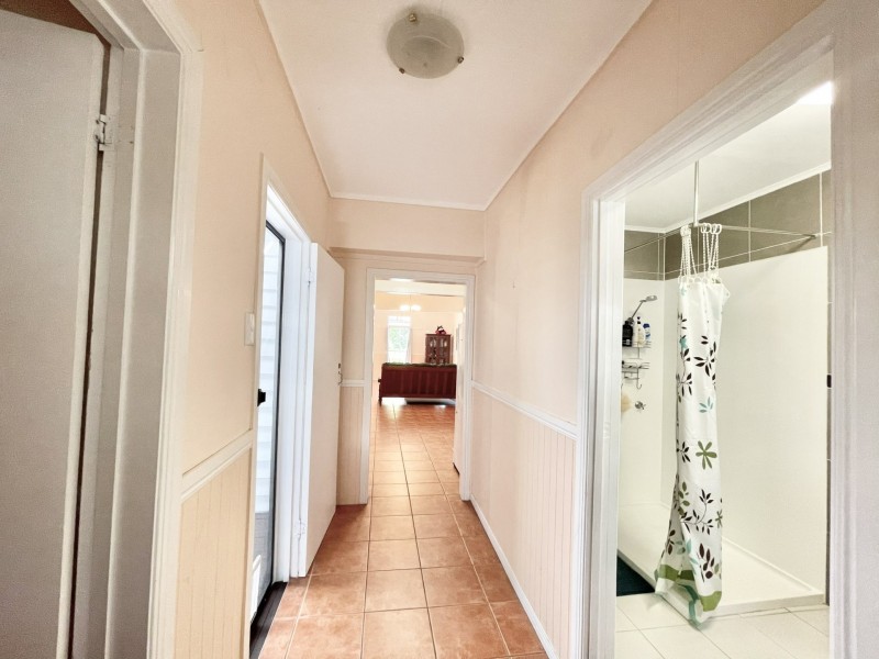 13 Wadeleigh Street, Bororen QLD 4678