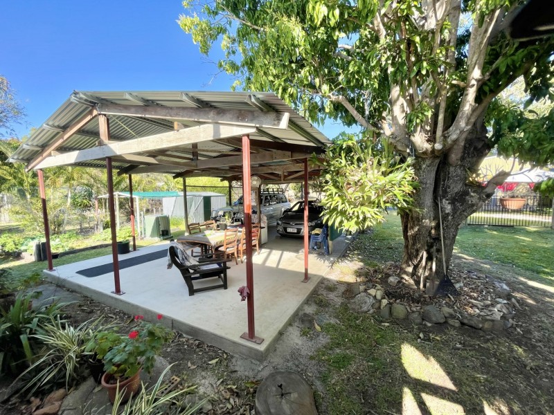 13 Wadeleigh Street, Bororen QLD 4678