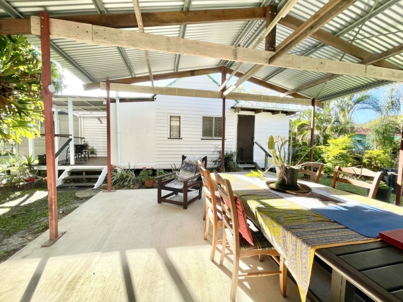 13 Wadeleigh Street, Bororen QLD 4678