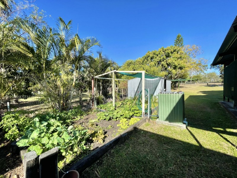 13 Wadeleigh Street, Bororen QLD 4678