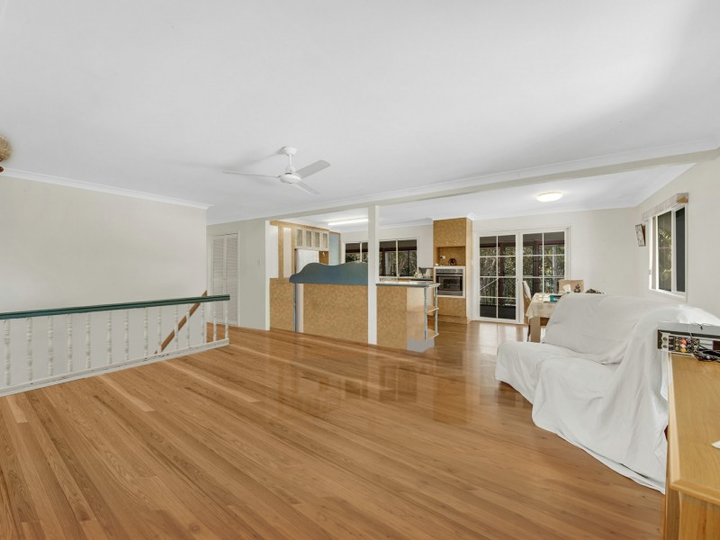 4 Yukana Street, Boyne Island QLD 4680