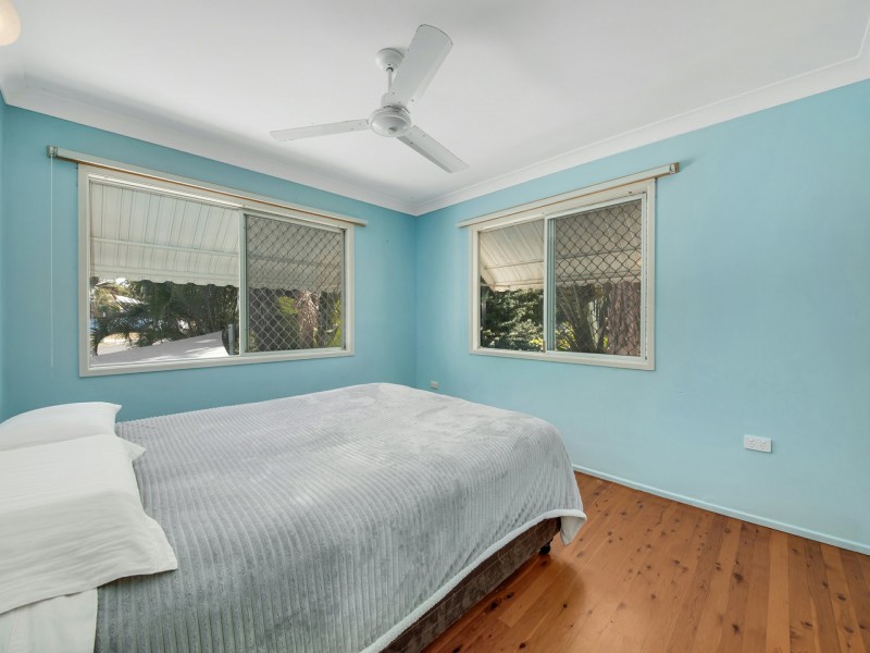 4 Yukana Street, Boyne Island QLD 4680