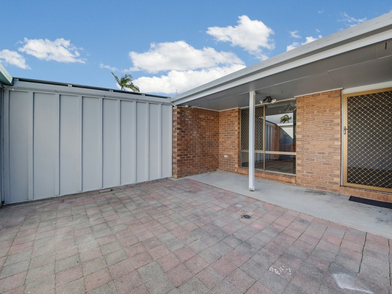 Unit 2/9 Shara Court, Boyne Island QLD 4680