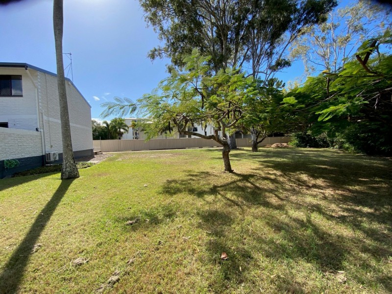 Unit 5/4 Wyndham Avenue, Boyne Island QLD 4680