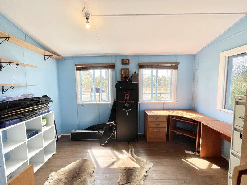 11 Dougall Street, Bororen QLD 4678