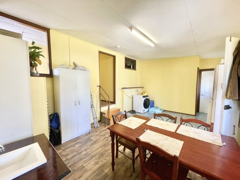 11 Dougall Street, Bororen QLD 4678