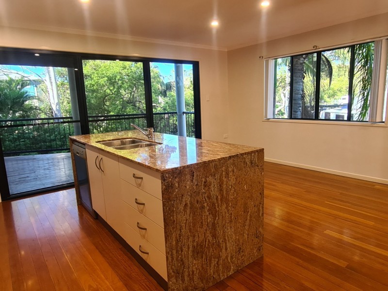 2A/6 Wyndham Ave, Boyne Island QLD 4680