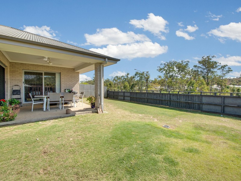 21 Clover Cres, Boyne Island QLD 4680