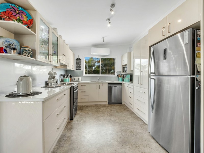 1 Fitzroy Court, Boyne Island QLD 4680