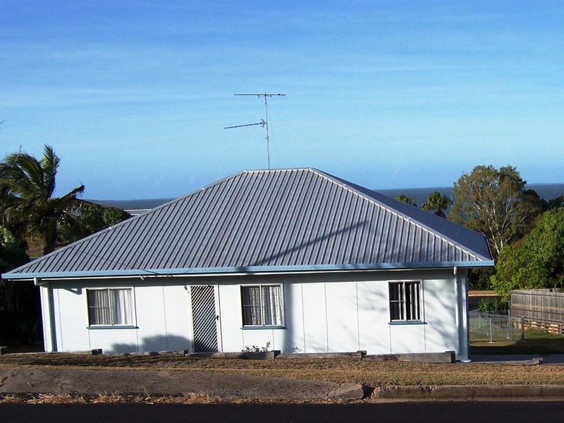 7 CORAL STREET, Tannum Sands QLD 4680