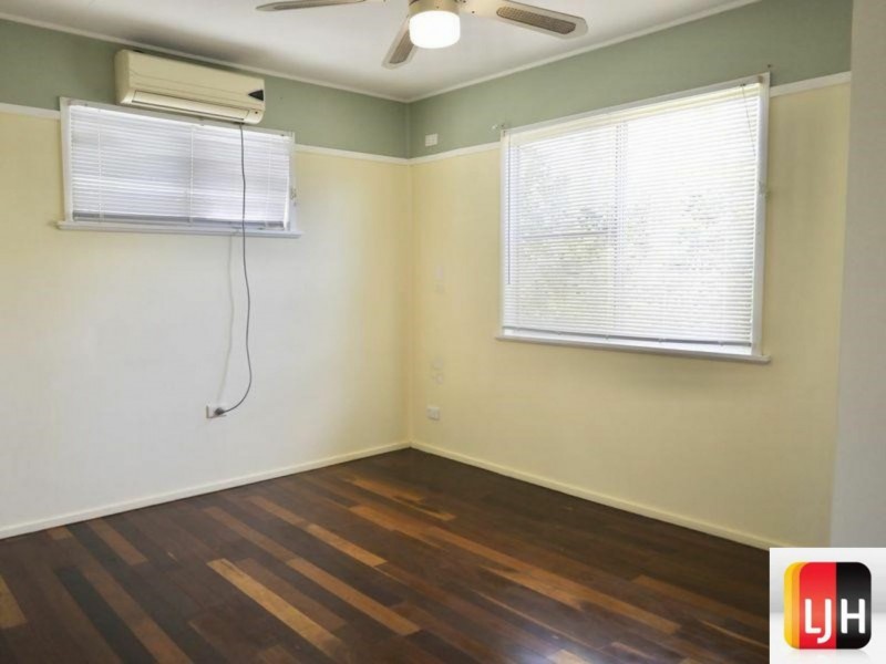 8 Marina Avenue, Boyne Island QLD 4680