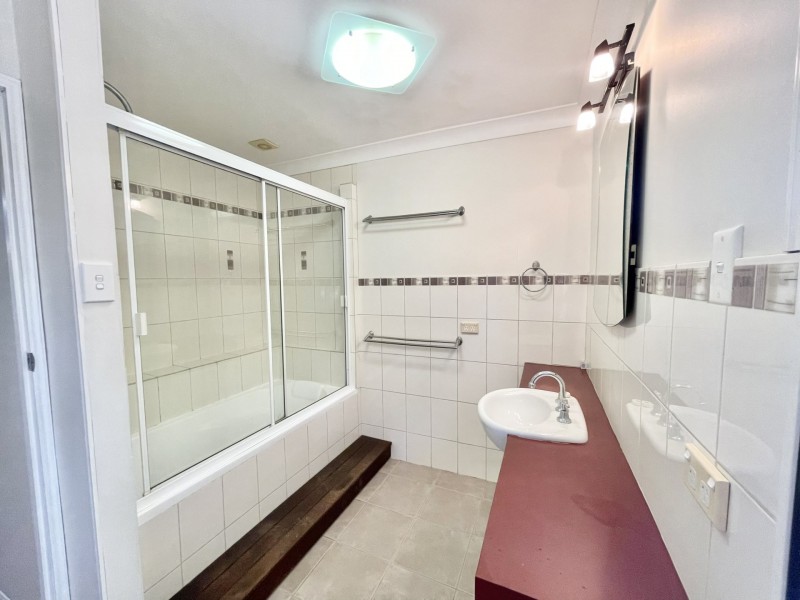 4 Chapman Street, Miriam Vale QLD 4677