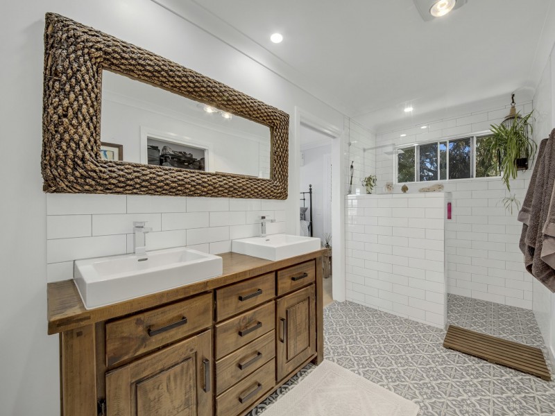 3 Zephyr Street, Tannum Sands QLD 4680