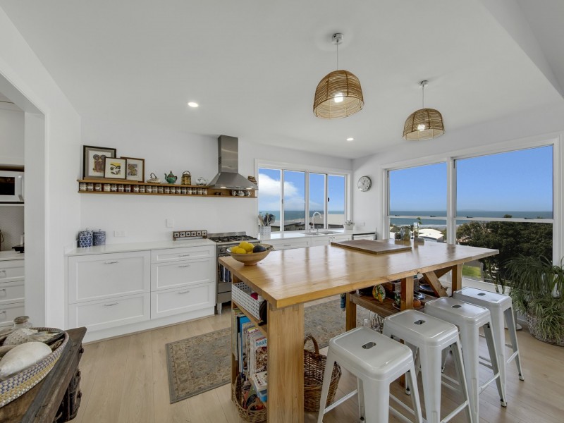 3 Zephyr Street, Tannum Sands QLD 4680