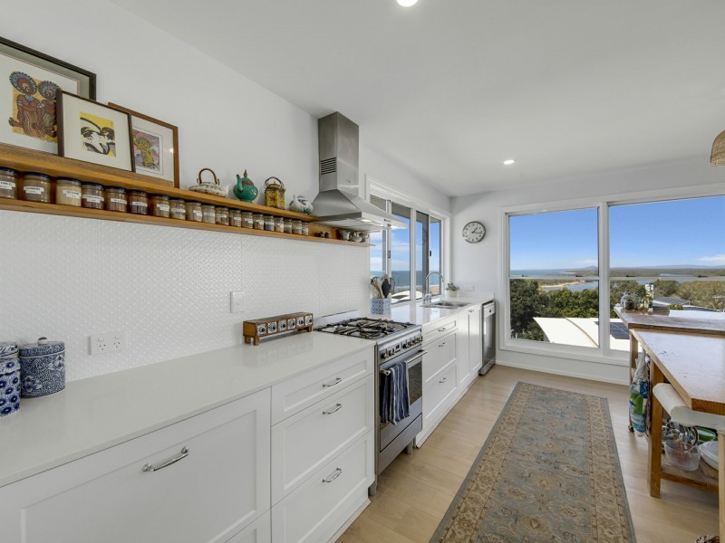 3 Zephyr Street, Tannum Sands QLD 4680