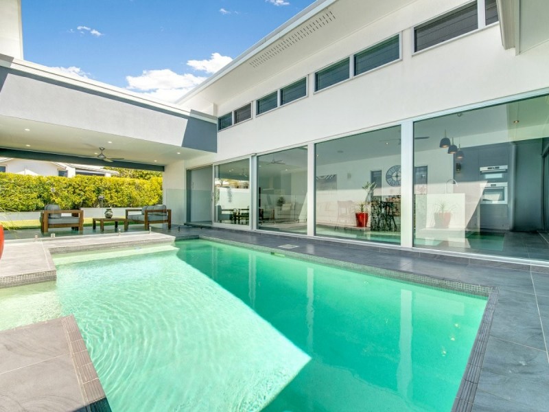 15 Tina Drive, Tannum Sands QLD 4680