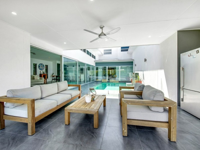 15 Tina Drive, Tannum Sands QLD 4680