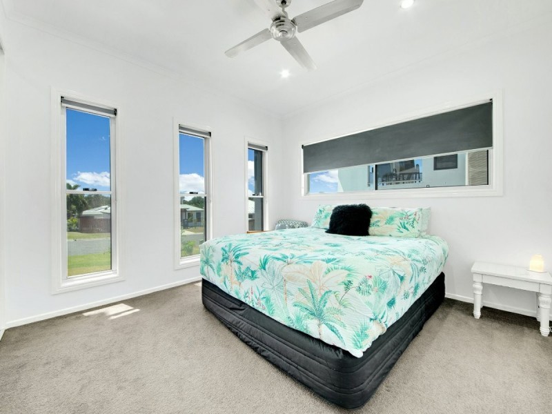 15 Tina Drive, Tannum Sands QLD 4680