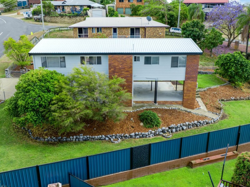 16 Hayes Avenue, Boyne Island QLD 4680