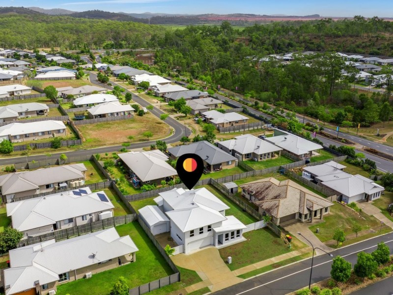 6 Barambah Parade, Boyne Island QLD 4680