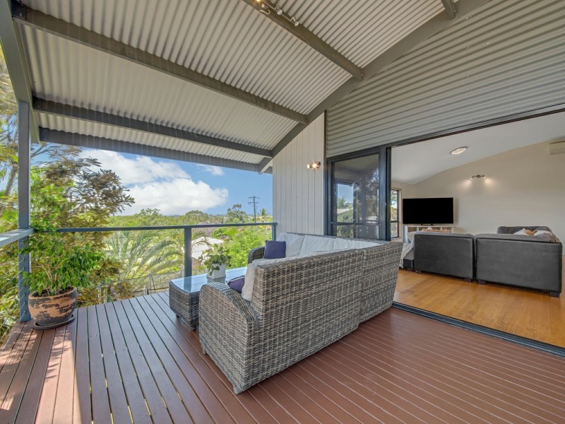 25 Sayre Crescent, Boyne Island QLD 4680