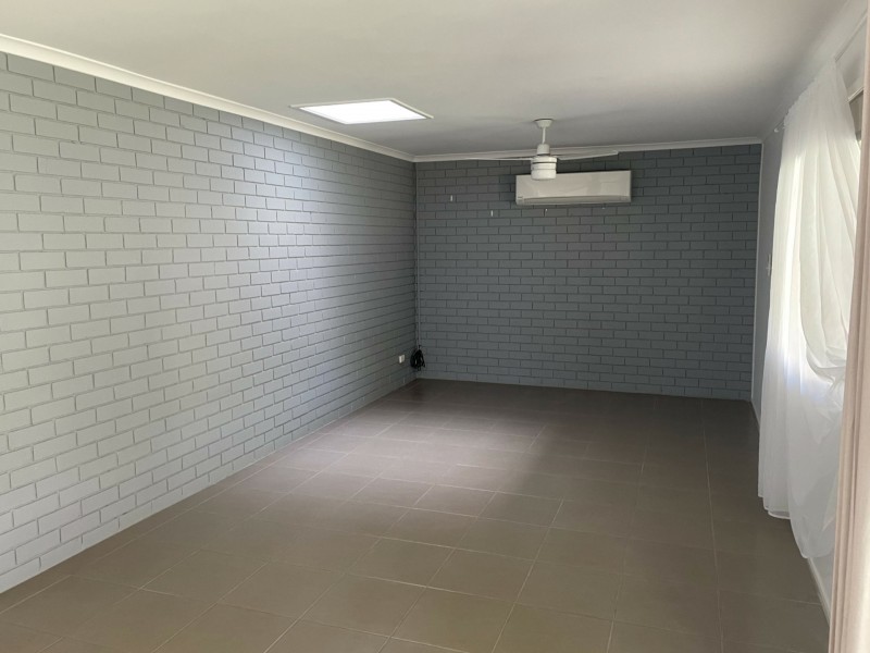 1/12 Andrew Court, Boyne Island QLD 4680