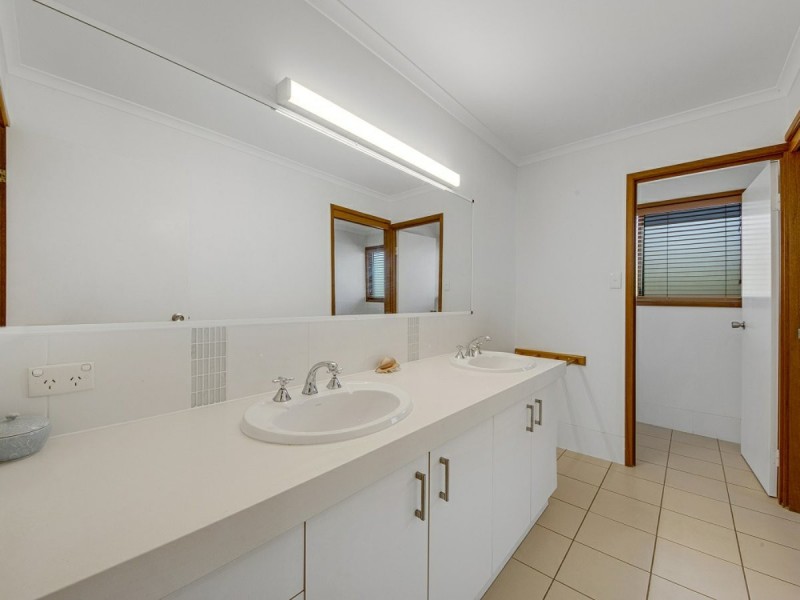48 Silverton Drive, Tannum Sands QLD 4680