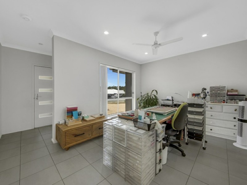 43 Clover Crescent, Boyne Island QLD 4680