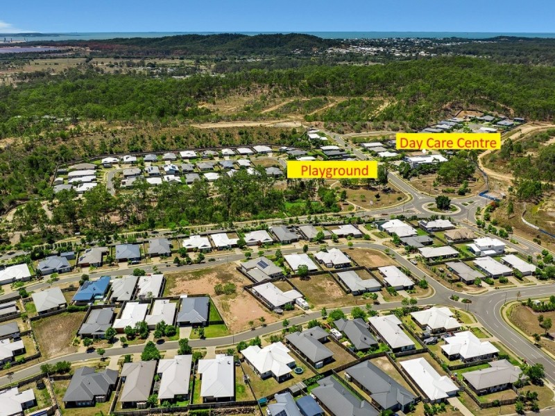 43 Clover Crescent, Boyne Island QLD 4680