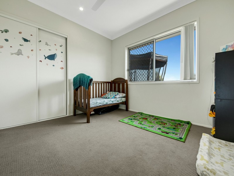 2 Buchanen Street, Boyne Island QLD 4680