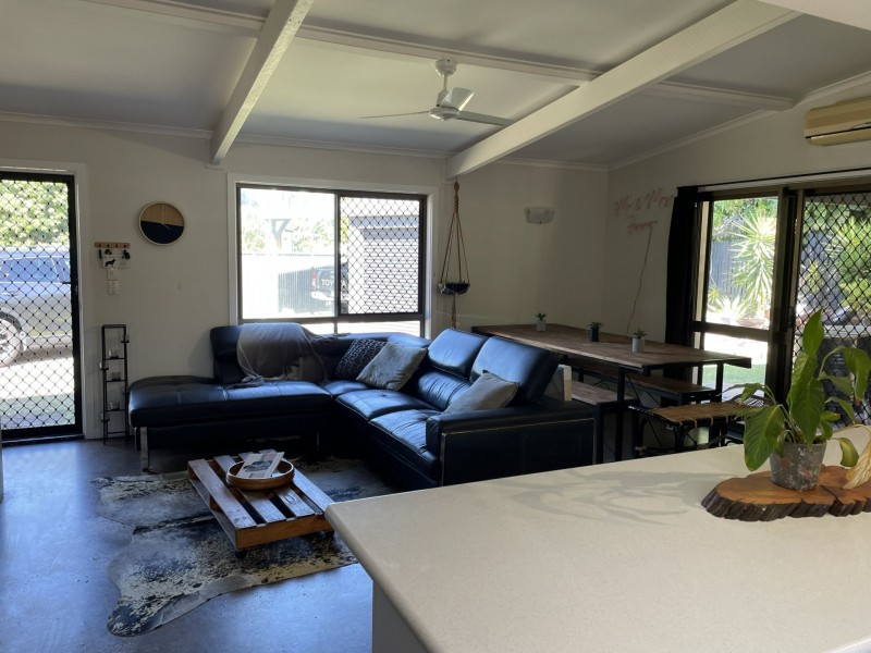 18 Bellemere Court, Boyne Island QLD 4680