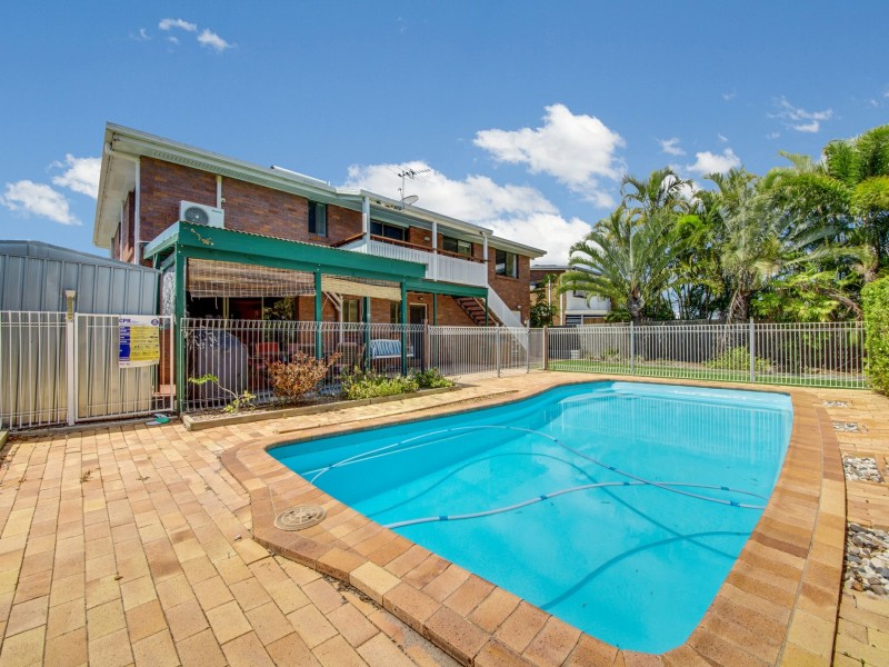 14 Winnecke Road, Tannum Sands QLD 4680