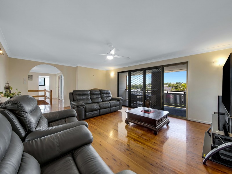 14 Winnecke Road, Tannum Sands QLD 4680
