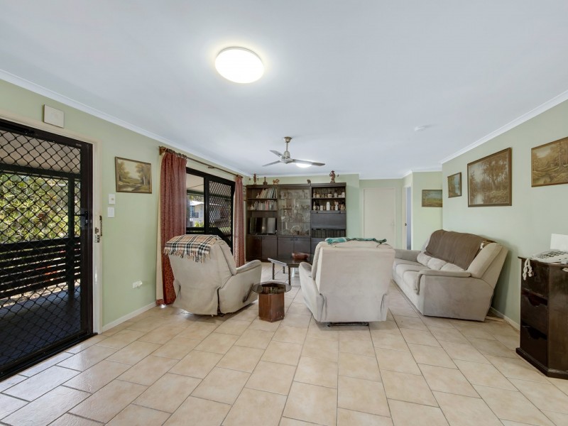 6 Quaringa Close, Boyne Island QLD 4680