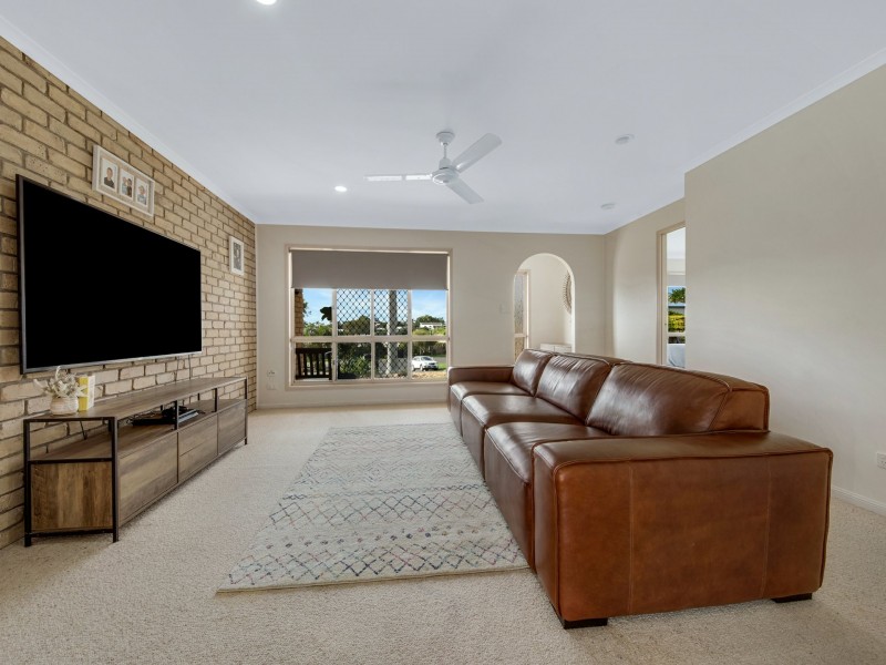 5 Minya Close, Boyne Island QLD 4680
