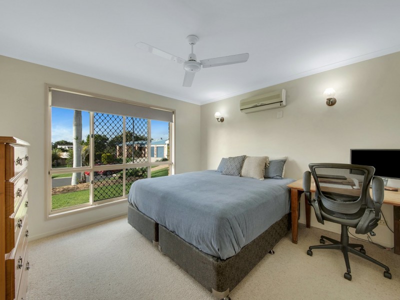 5 Minya Close, Boyne Island QLD 4680