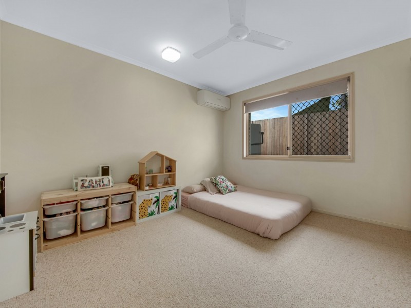 5 Minya Close, Boyne Island QLD 4680