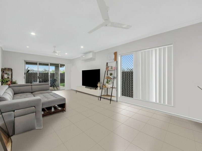 49 Clover Crescent, Boyne Island QLD 4680