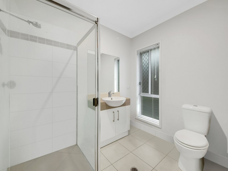 49 Clover Crescent, Boyne Island QLD 4680